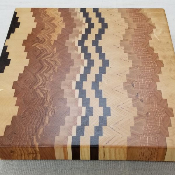 11 5/8" x 13 1/8" x 1 1/4" End-Grain Cutting Board - Image 4