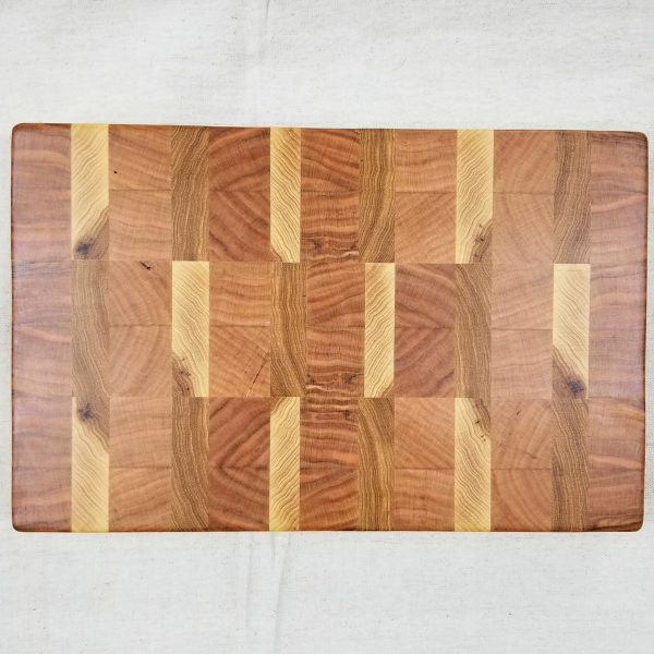 14 3/4" x 9 3/8" x 1 1/2" End-Grain Cutting Board